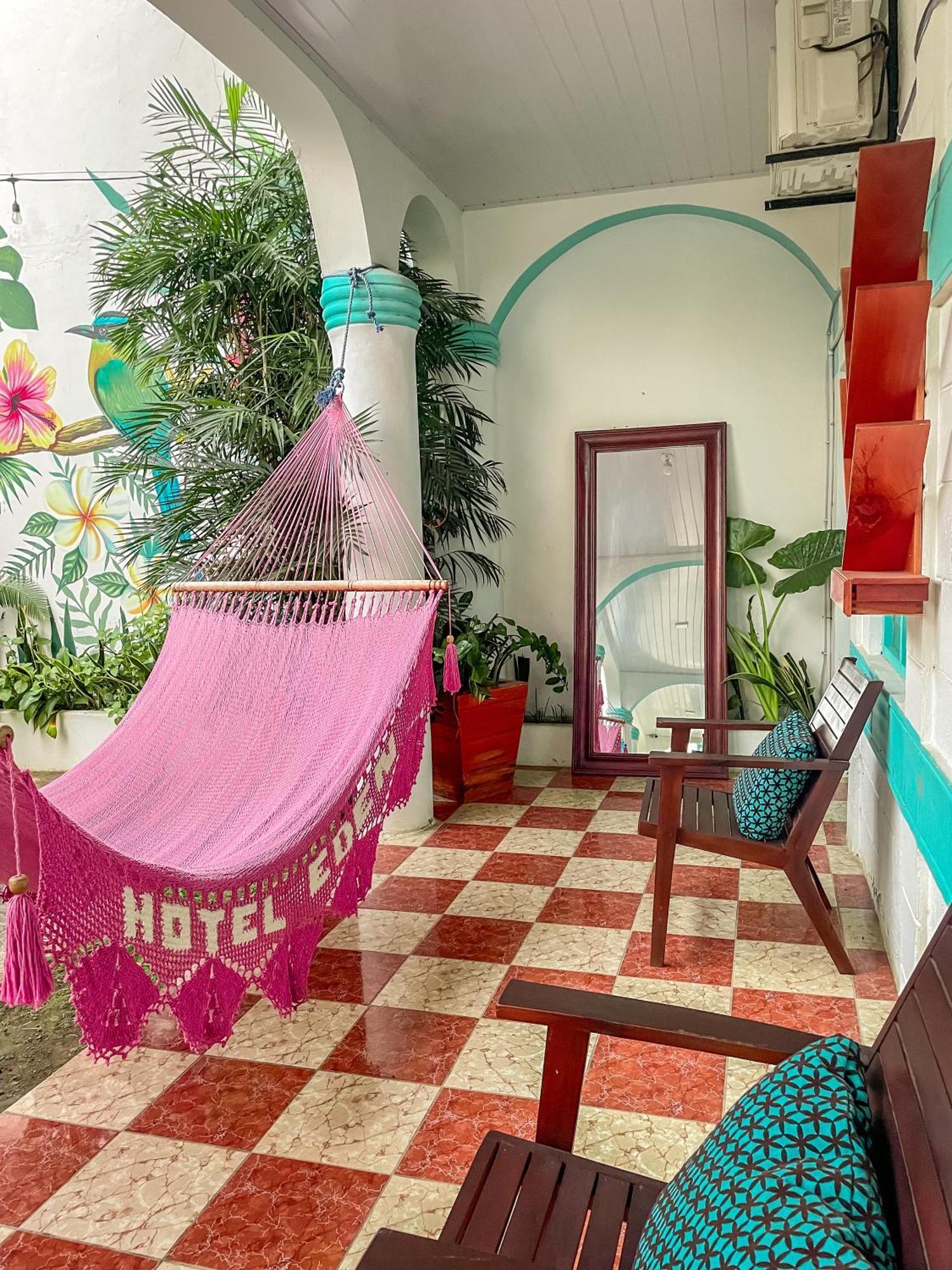 Hostal Eden Moyogalpa Exterior photo
