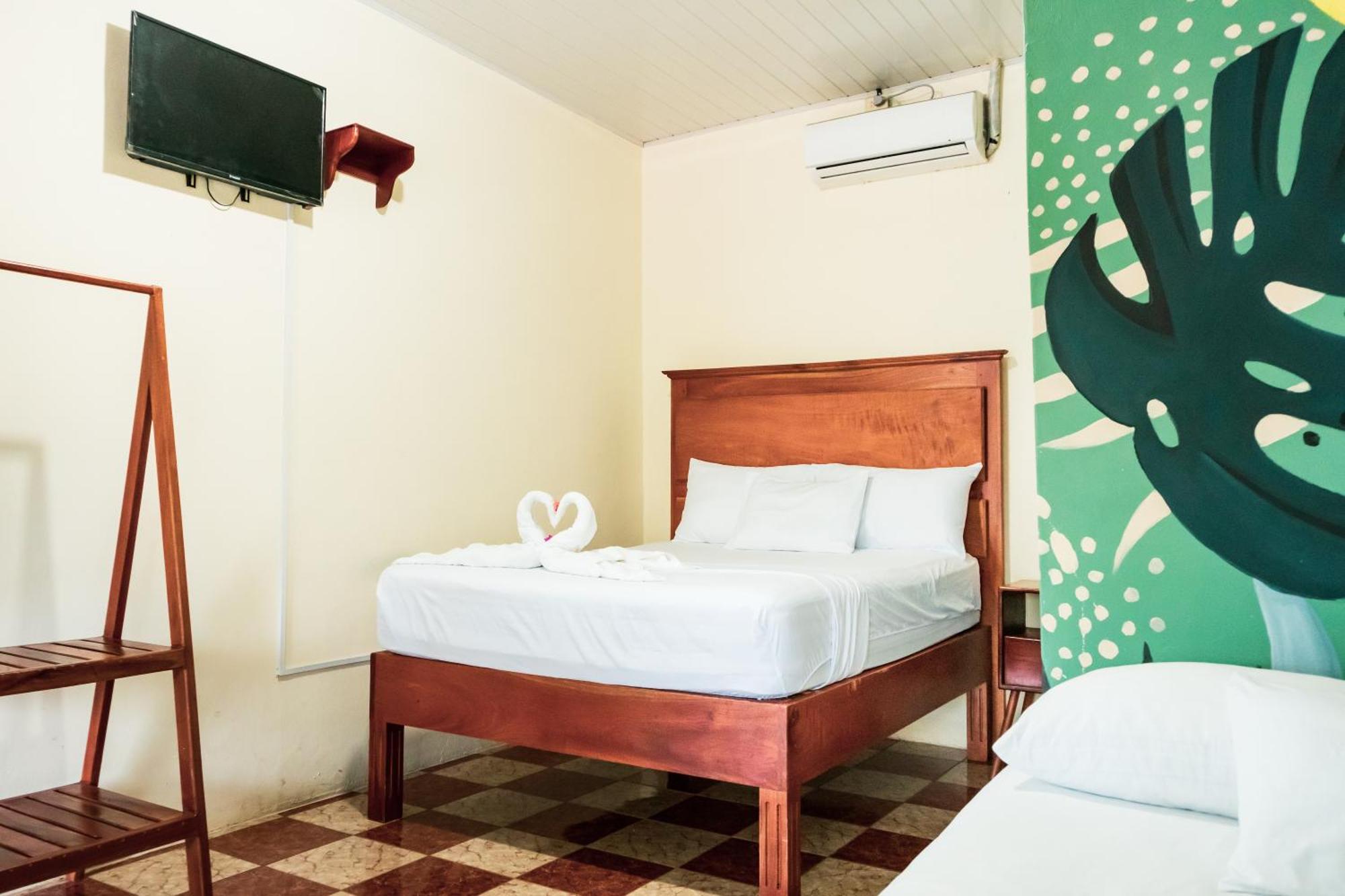 Hostal Eden Moyogalpa Exterior photo
