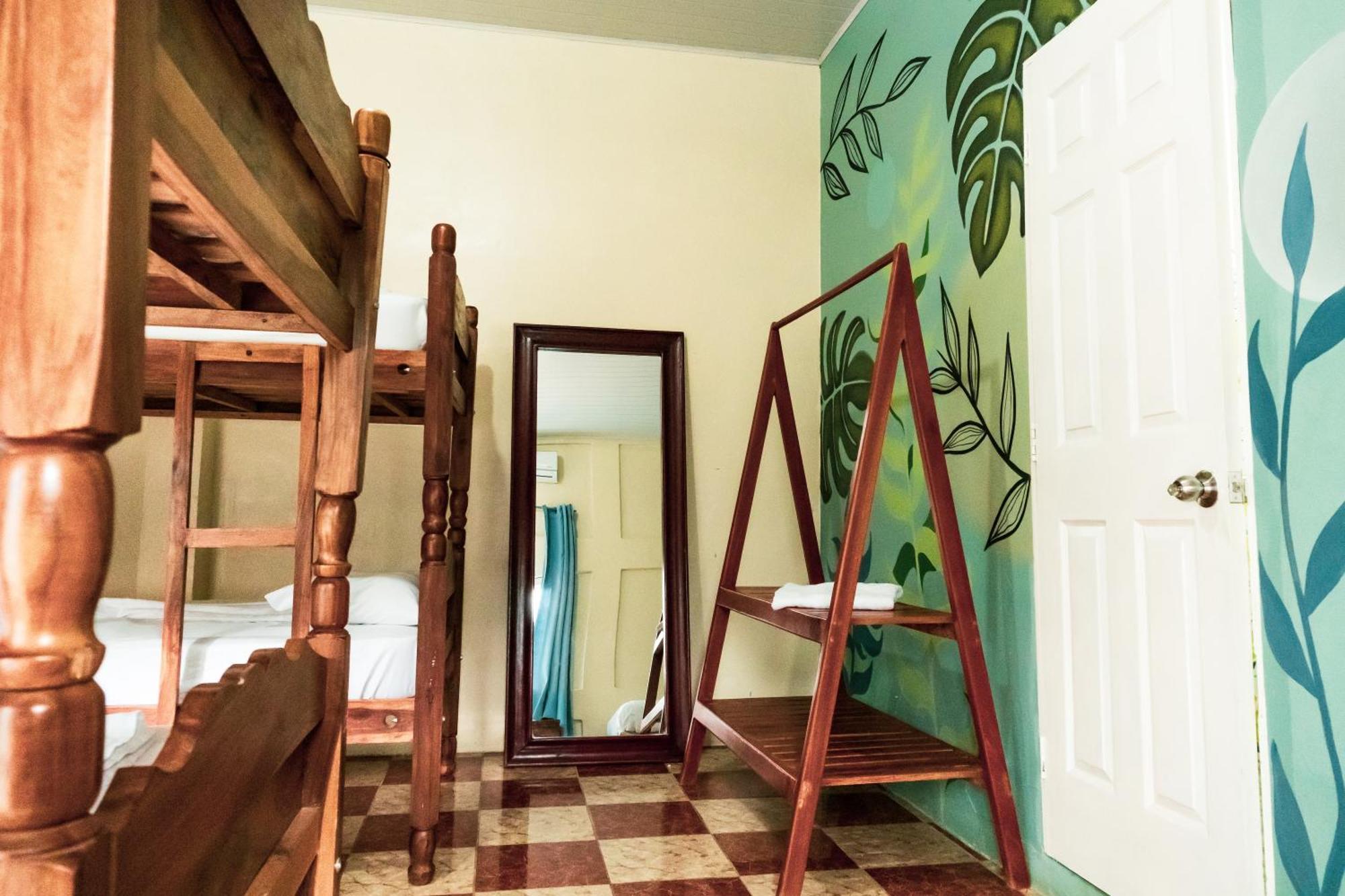 Hostal Eden Moyogalpa Exterior photo
